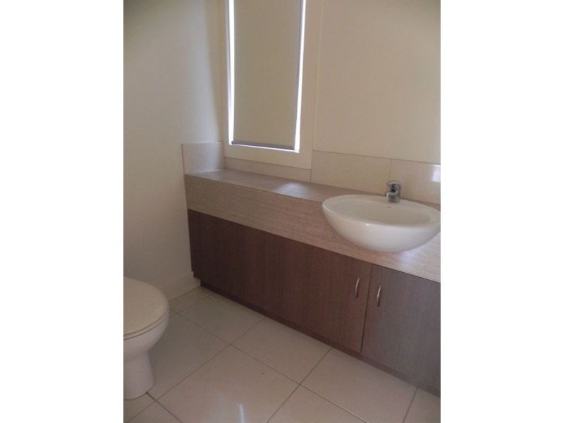 2/ 914-916 Point Nepean Road, Rosebud VIC 3939