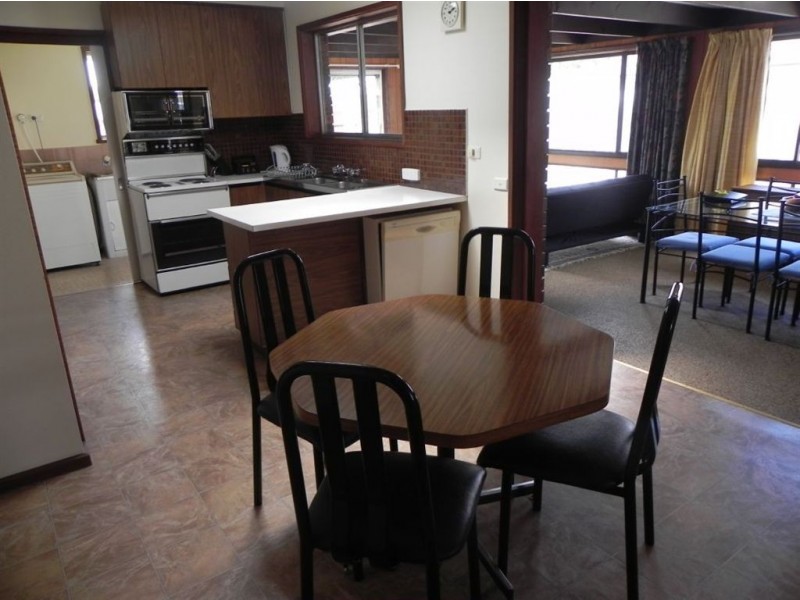 426 Eastbourne Road, Rosebud VIC 3939