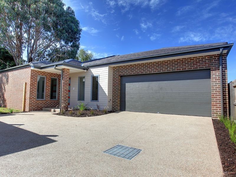 2/407 Waterfall Gully Rd, Rosebud VIC 3939