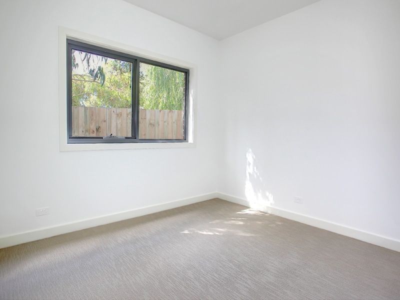 2/407 Waterfall Gully Rd, Rosebud VIC 3939