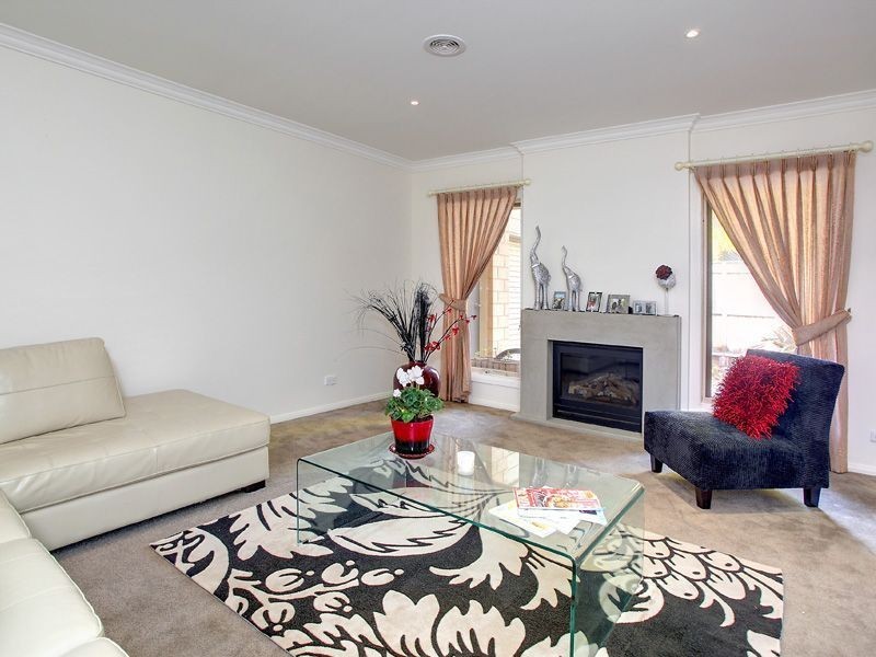 2 Sandstock Place, Rosebud VIC 3939