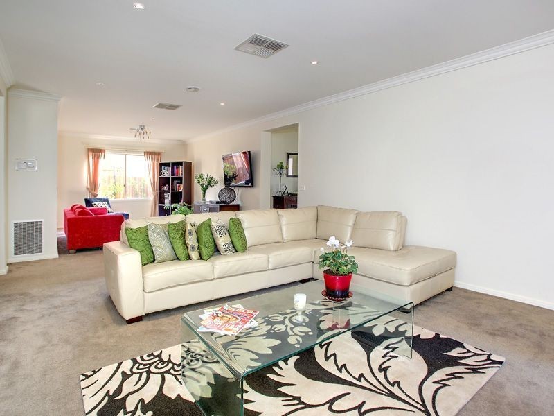 2 Sandstock Place, Rosebud VIC 3939