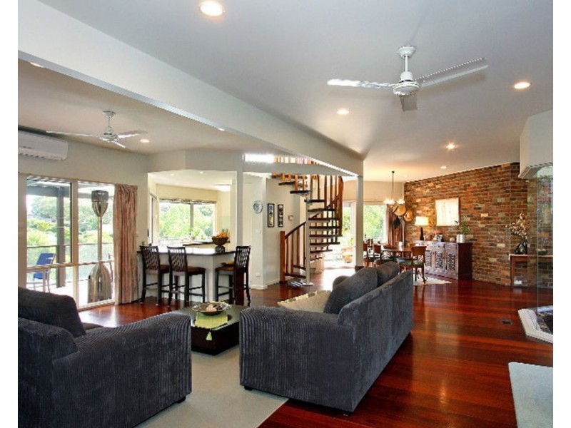 378-380 Waterfall Gully Road, Rosebud VIC 3939