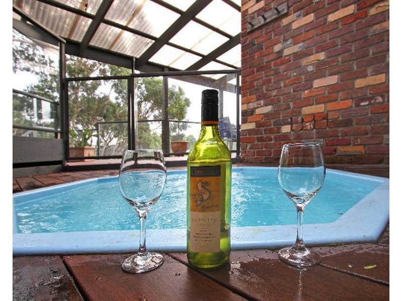 378-380 Waterfall Gully Road, Rosebud VIC 3939