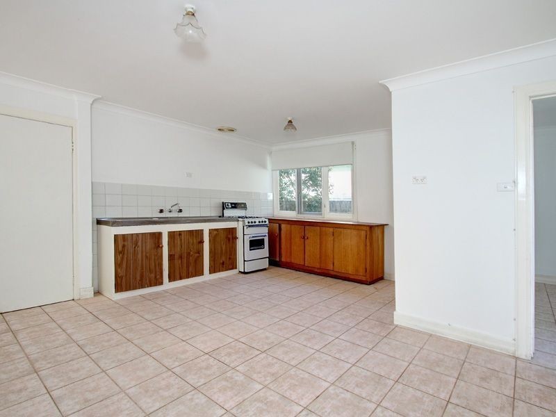 2-4 Chatfield Avenue, Rosebud VIC 3939