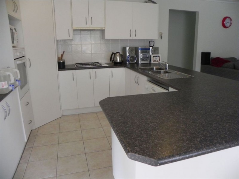 3 Teal Street, Rosebud VIC 3939