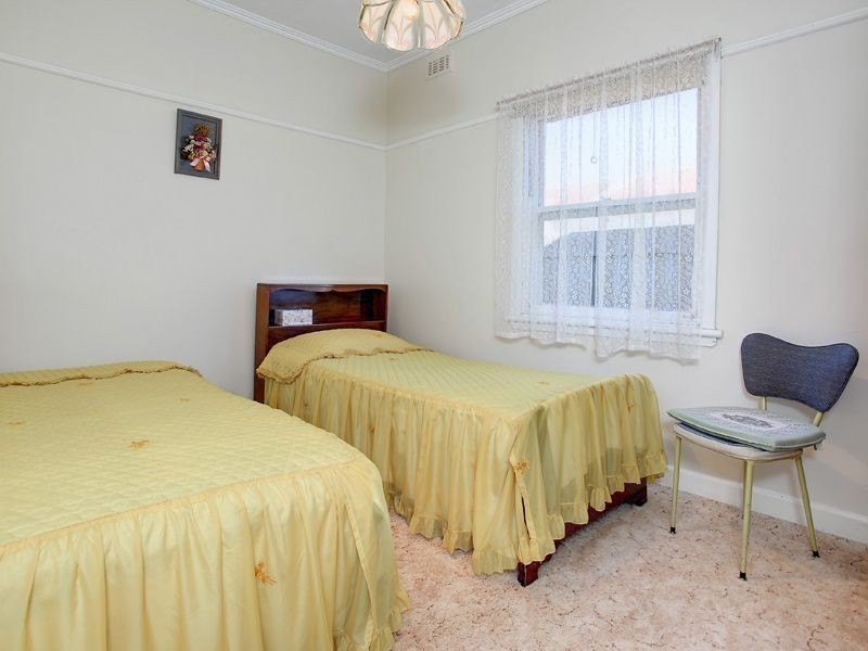 31 Cass St, Rosebud VIC 3939