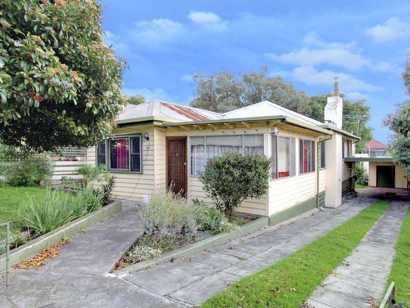 54 Second Avenue, Rosebud VIC 3939