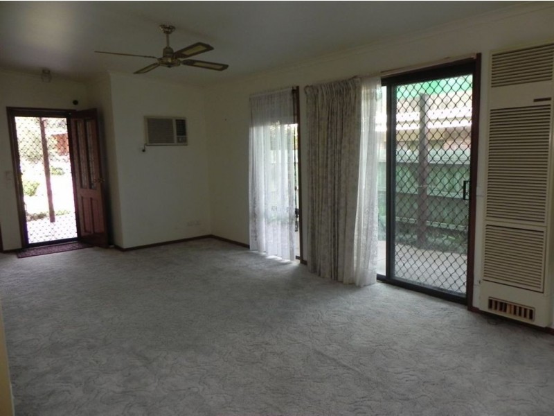 144 Sixth Avenue, Rosebud VIC 3939