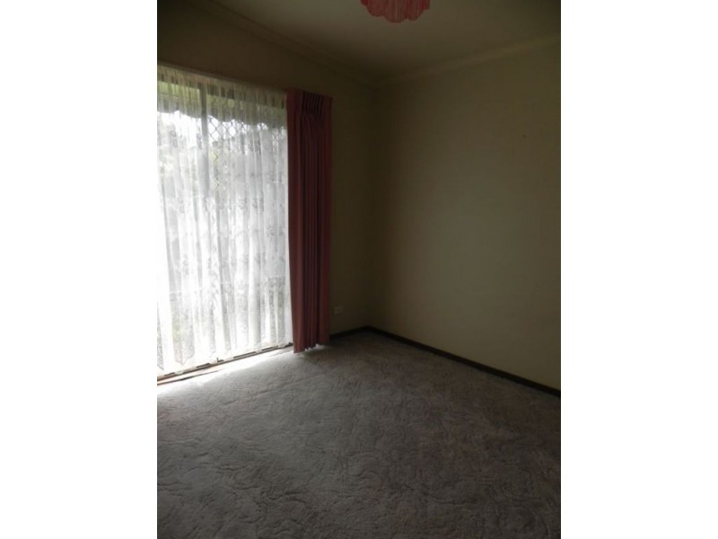 144 Sixth Avenue, Rosebud VIC 3939