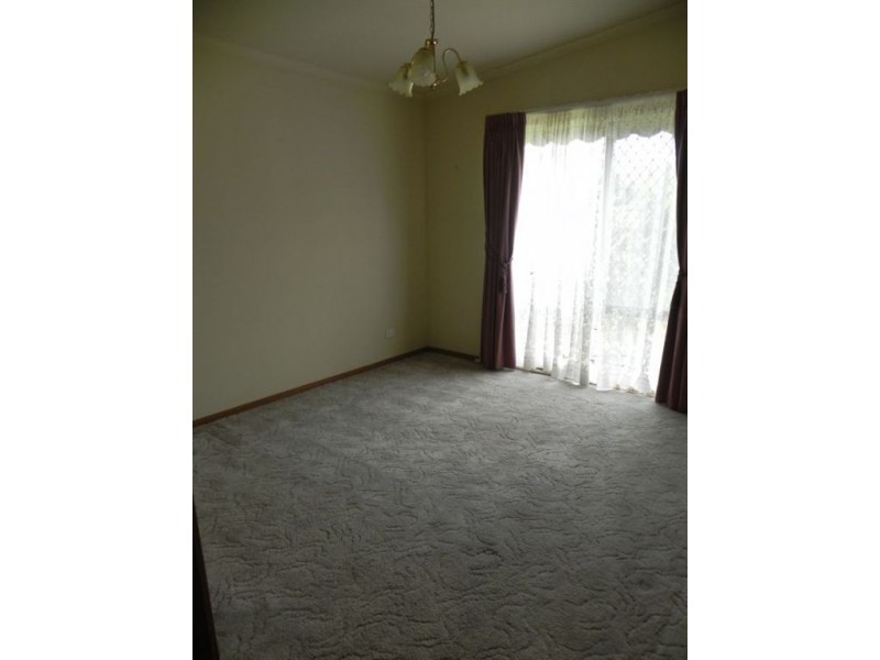 144 Sixth Avenue, Rosebud VIC 3939