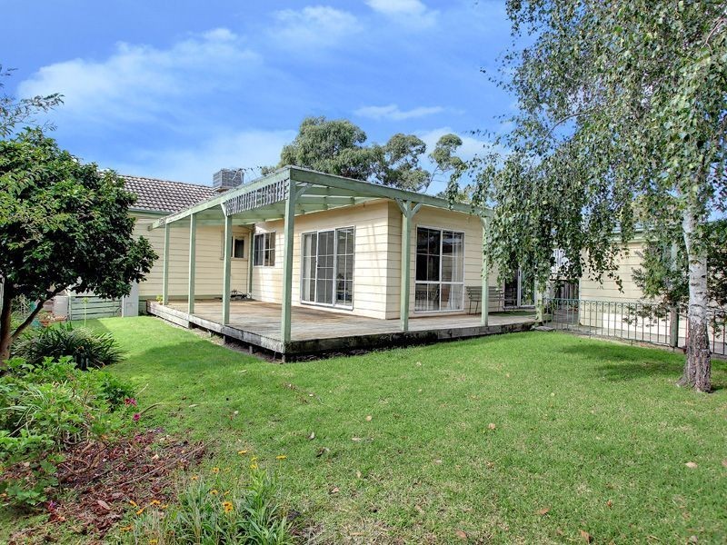28 Clovelly Avenue, Rosebud VIC 3939