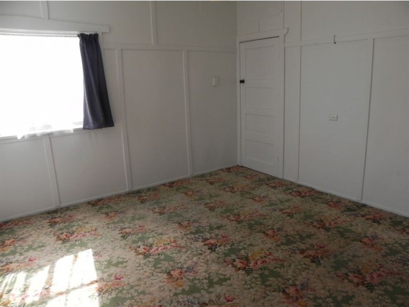 7 First Avenue, Rosebud VIC 3939