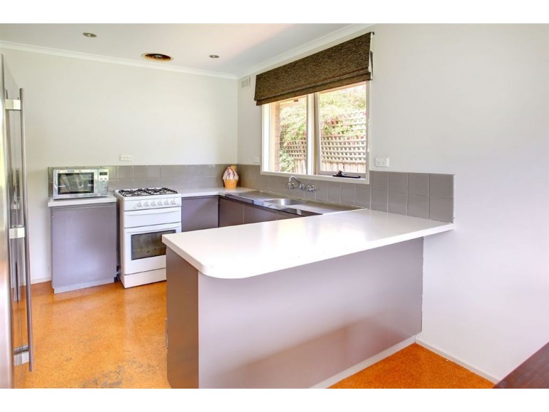 41 Wingara Drive, Rosebud West VIC 3940