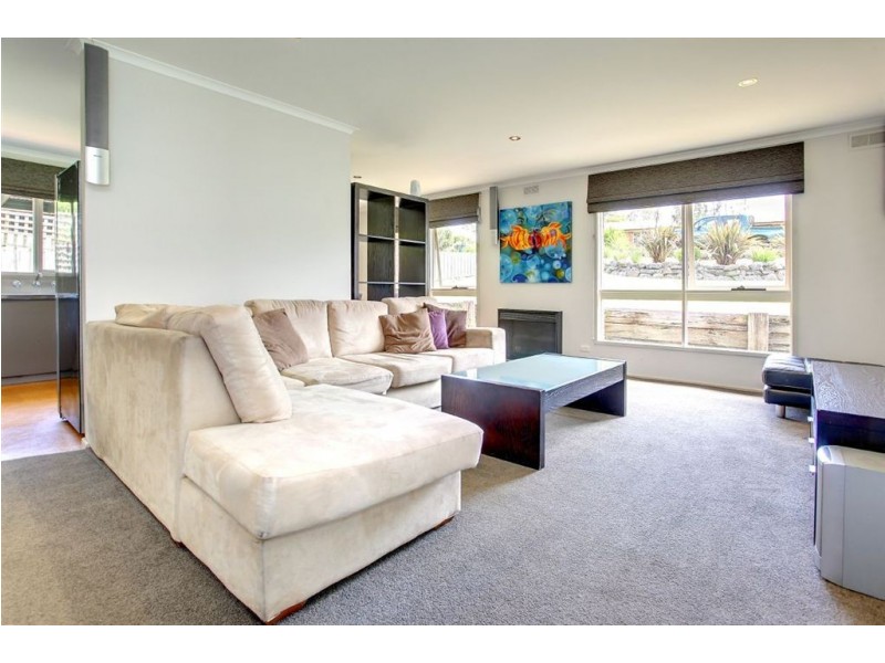 41 Wingara Drive, Rosebud West VIC 3940