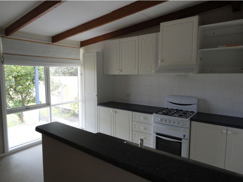 32 Lyon Street, Rosebud VIC 3939