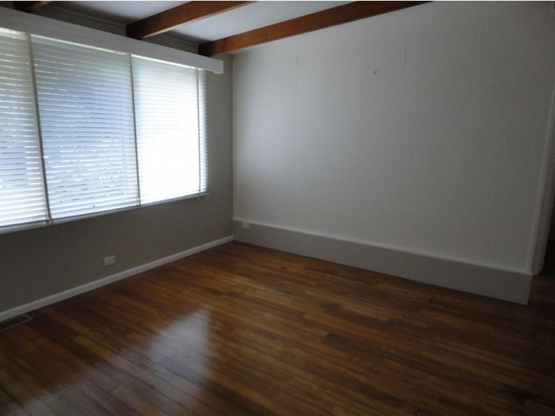 32 Lyon Street, Rosebud VIC 3939