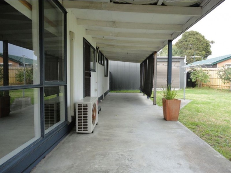 32 Lyon Street, Rosebud VIC 3939