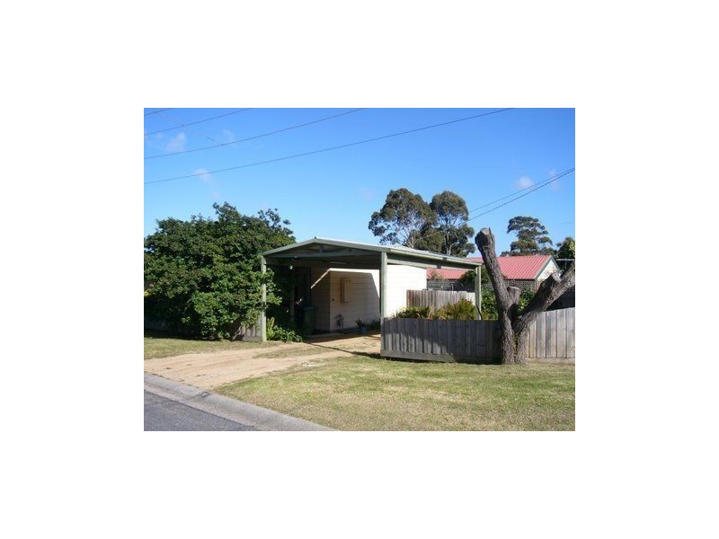 24 Wattle Road, Mccrae VIC 3938