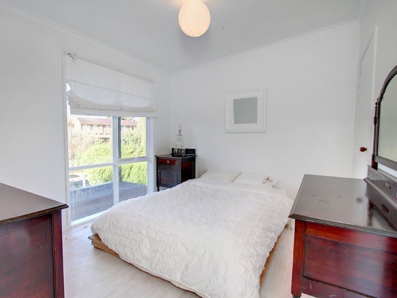 30 Bienias Cres, Tootgarook VIC 3941