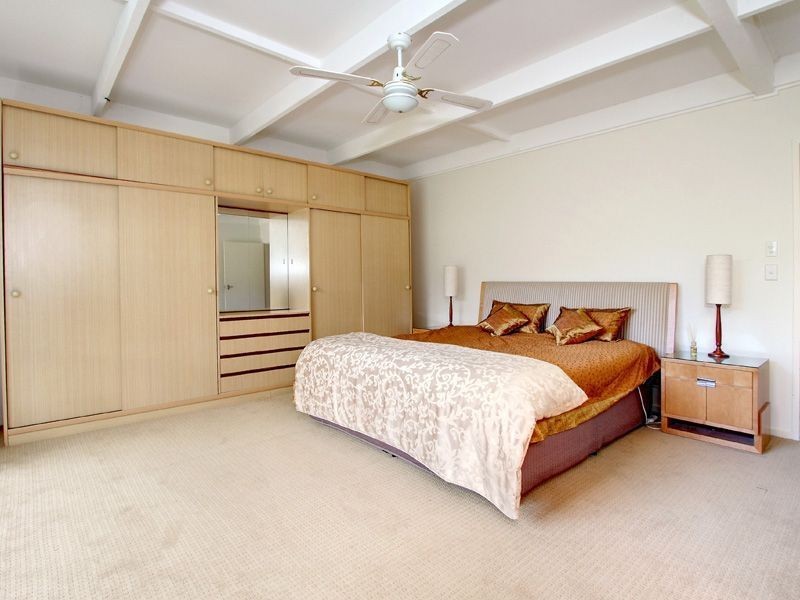 12 Carrington Drive, Rosebud VIC 3939