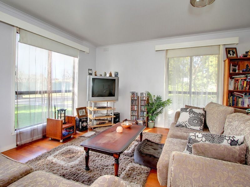 44 Mirriam Avenue, Rosebud West VIC 3940