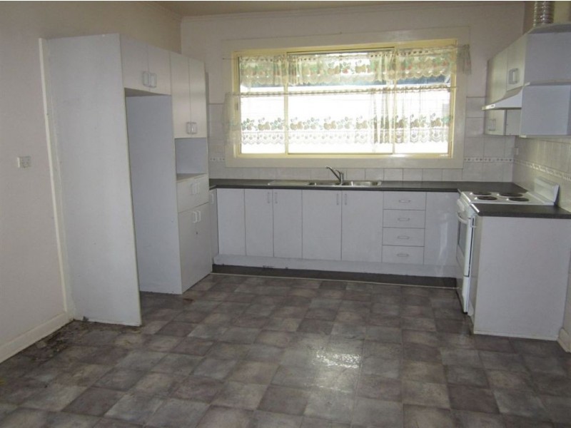 34 Spray Street, Rosebud VIC 3939