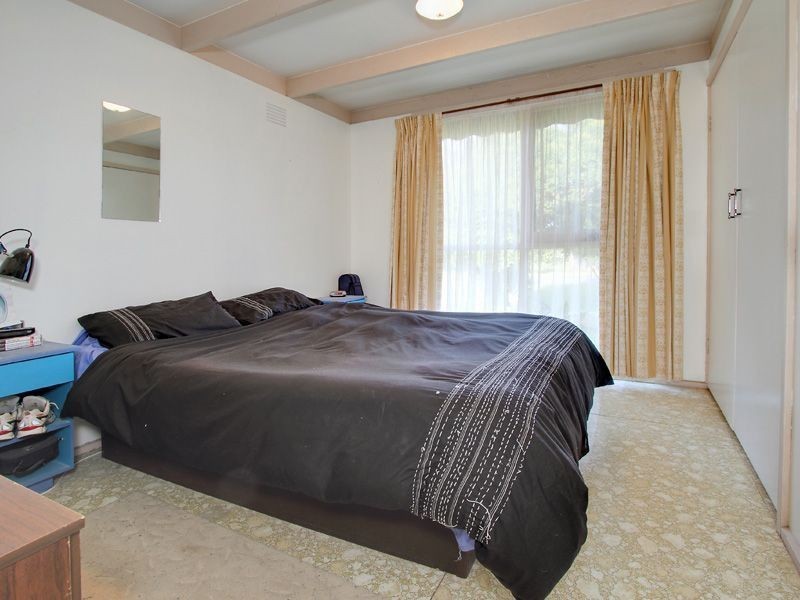 12 Raymond St, Tootgarook VIC 3941