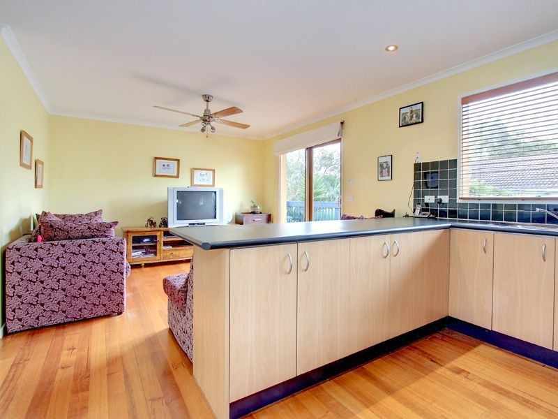 17 Anne Street, Rosebud VIC 3939