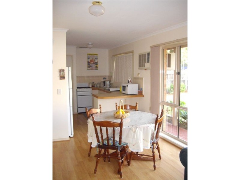 1/110 Boneo Rd, Rosebud VIC 3939