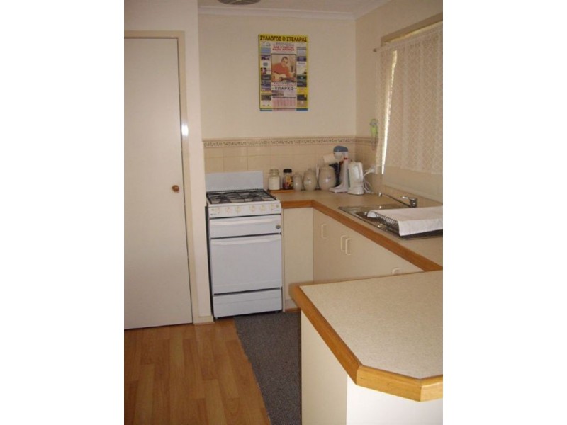 1/110 Boneo Rd, Rosebud VIC 3939