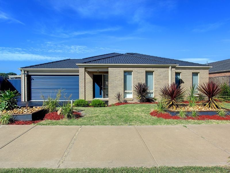 14 Parkedge Circuit, Rosebud VIC 3939