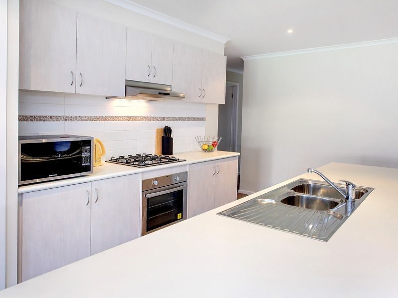 14 Parkedge Circuit, Rosebud VIC 3939