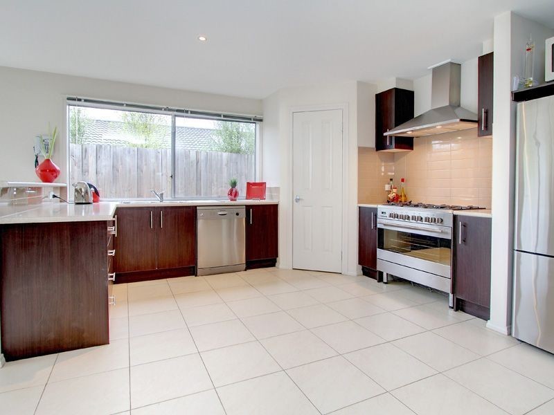 13 Josie Place, Rosebud VIC 3939