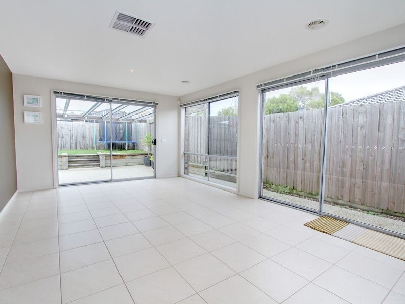 13 Josie Place, Rosebud VIC 3939