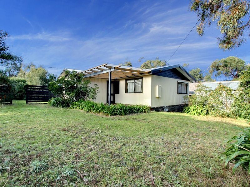 39 Bass Avenue, Rosebud VIC 3939