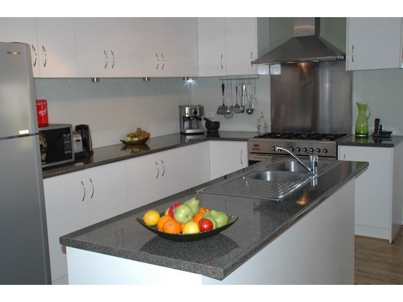 43 Bilbul Ave, Rosebud VIC 3939