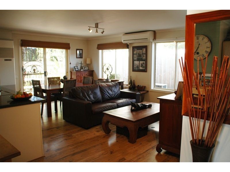 43 Bilbul Ave, Rosebud VIC 3939