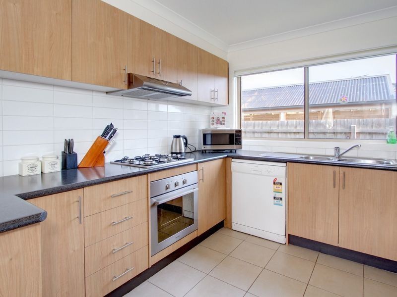 49 Mount Arthur Ave, Rosebud VIC 3939