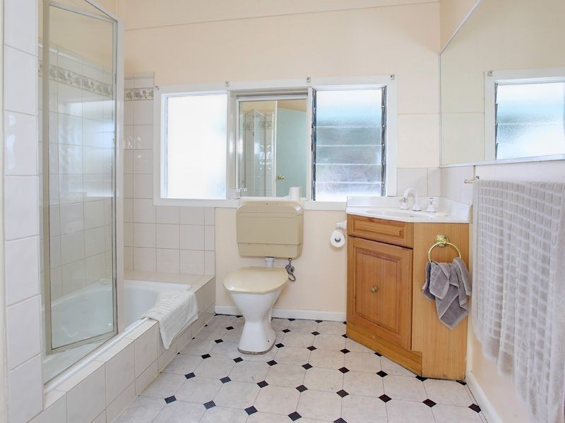 62 Third Ave, Rosebud VIC 3939