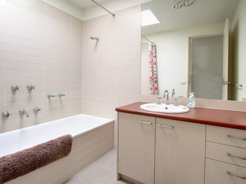 77a Potton Ave, Rosebud VIC 3939