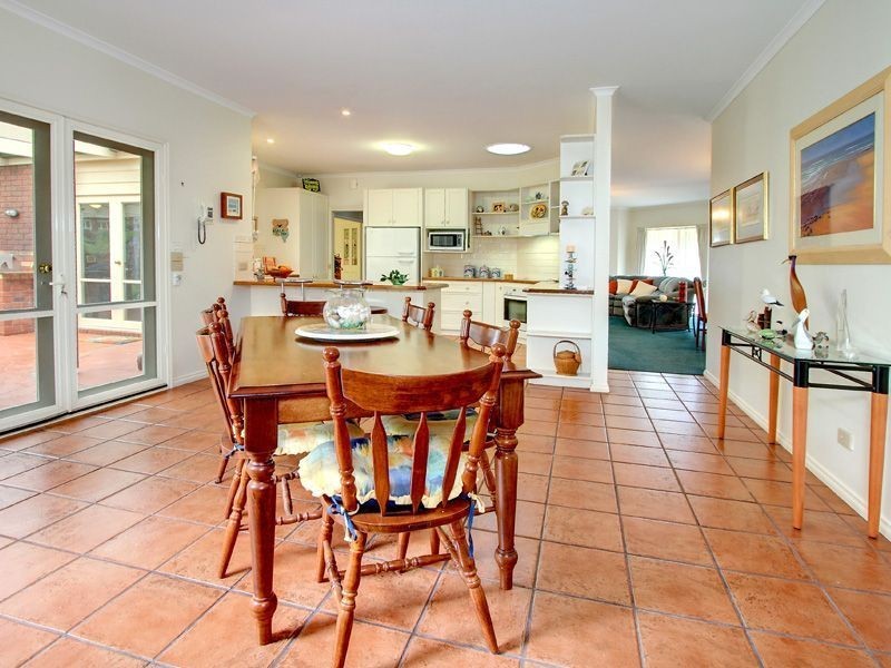 6 Nicholas Court, Rosebud VIC 3939