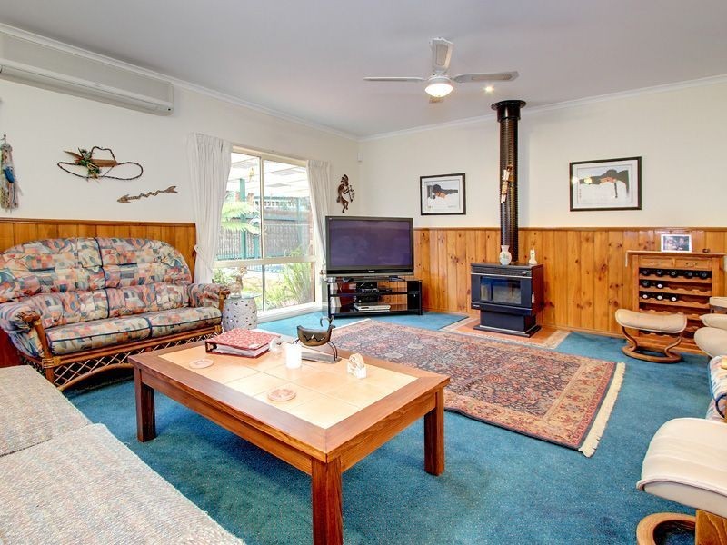 6 Nicholas Court, Rosebud VIC 3939