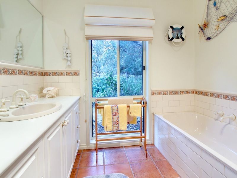 6 Nicholas Court, Rosebud VIC 3939