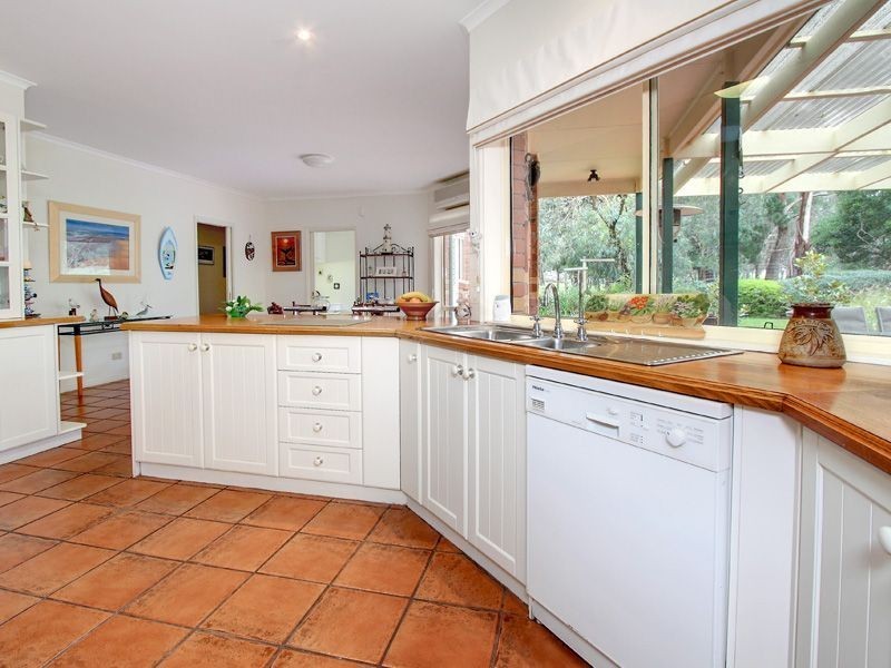 6 Nicholas Court, Rosebud VIC 3939