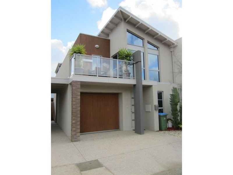 8 Parkmore Road, Rosebud VIC 3939