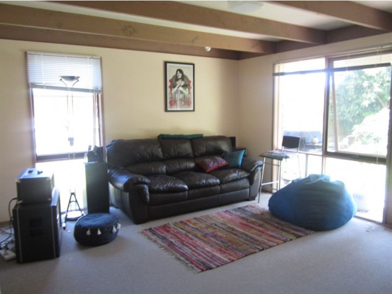 24 Leichart Street, Mccrae VIC 3938