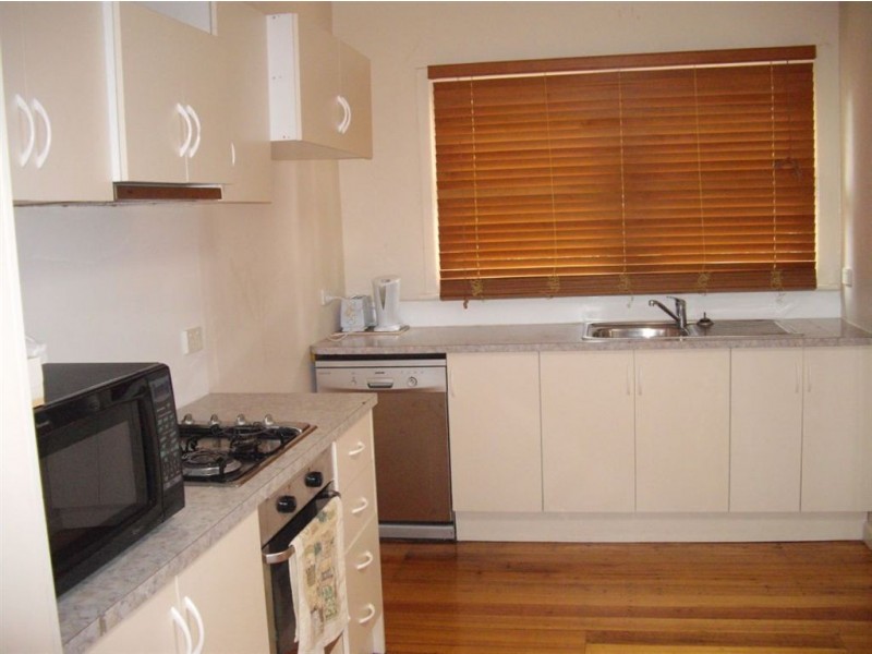 44 Florence Avenue, Rosebud VIC 3939