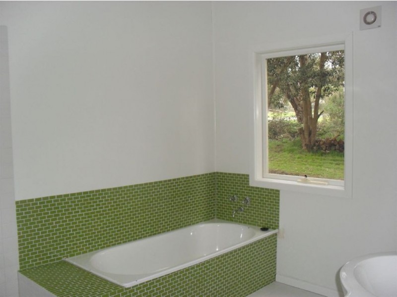 6 Carrathool Avenue, Rosebud VIC 3939