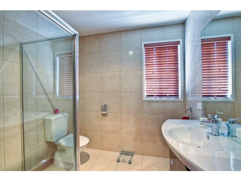 16 Greenhill Road, Rosebud VIC 3939